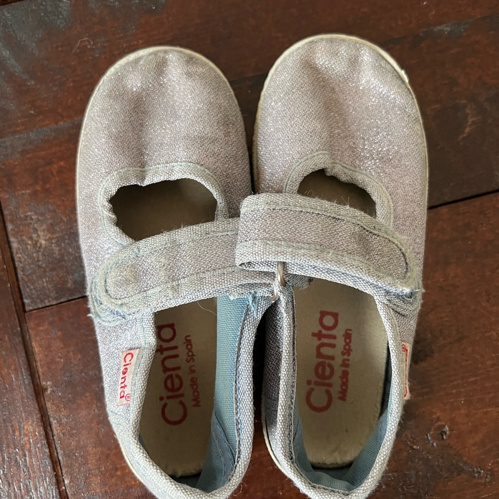 Cienta Kids Lavender Shoes 26